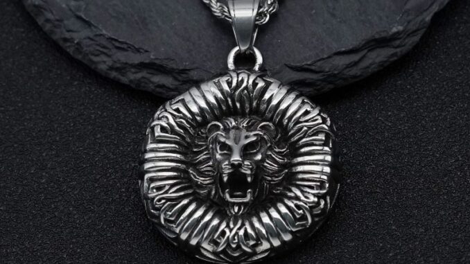 [Z H Jewelry] เครื่องประดับ วินเทจ ฮิปฮอป หกเหลี่ยม สิงโต จี้ ผู้ชายและผู้หญิง แฟชั่น สเตนเลส สร้อยคอ พังก์ ปาร์ตี้ ร็อค ไทเทเนียม เหล็ก เครื่องประดับ อุปกรณ์เสริม