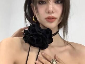 King สร้อยคอโซ่ ตาข่าย ดอกไม้ ดอกคามิเลีย สวยงาม แฟชั่น เรียบง่าย กระดูกไหปลาร้า สําหรับผู้หญิง งานแต่งงาน ปาร์ตี้ วันเกิด