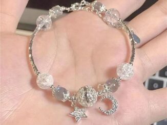 Lovito สร้อยข้อมือ พลอยเทียม รูปดาว ธรรมดา ลําลอง สําหรับผู้หญิง LFA06110 (สีเงิน)