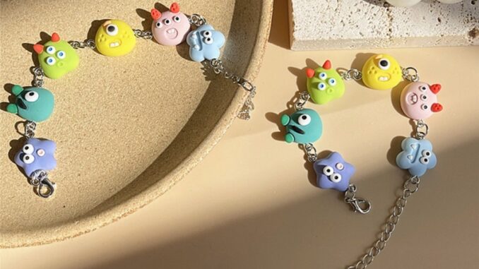 Arin สร้อยข้อมือเรซิ่น รูปสัตว์น่ารัก สีเงิน เครื่องประดับ สไตล์โบฮีเมียน สําหรับผู้หญิง Arin สร้อยข้อมือเรซิ่น รูปสัตว์น่ารัก สีเงิน เครื่องประดับ สไตล์โบฮีเมียน สําหรับผู้หญิง