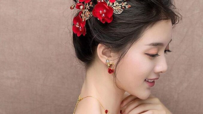 Daishen1 กิ๊บติดผม รูปดอกไม้ ประดับไข่มุกคริสตัล สีแดง สไตล์จีน สําหรับเจ้าสาว