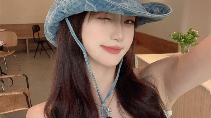 หมวกบังแดด หมวกคาวบอย หมวกยีน สไตล์ญี่ปุ่นย้อนยุค ล้างถังได้ หมวกเดินป่า ตั้งแคมป์กลางแจ้ง สําหรับผู้หญิงและผู้ชาย รัก Jacquard ปีกใหญ่
