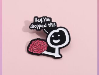 ตัวอักษรภาษาอังกฤษตลก "Hey You Dropped This" เคลือบพินของที่ระลึก