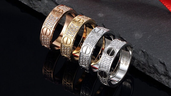 แหวน love ring ฝังเพชรCZ8A ไม่ลอกไม่ดำ สินค้าพร้อมส่ง cat22