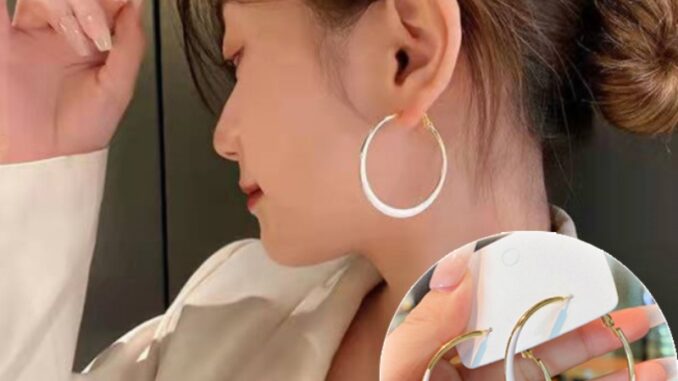 เครื่องประดับ ต่างหูห่วง ทรงกลม ขนาดใหญ่ สีทอง สีขาว สไตล์วินเทจ แฟชั่นสําหรับผู้หญิง