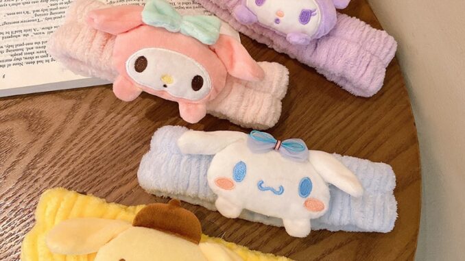 Kawaii Kuromi Cinnamoroll My Melody ที่คาดผม อะนิเมะ Sanrio น่ารัก ตุ๊กตา โบว์ แต่งหน้า ล้างผม เครื่องประดับผม ของขวัญ สําหรับเด็กผู้หญิง Kawaii Kuromi Cinnamoroll My Melody ที่คาดผม อะนิเมะ Sanrio น่ารัก ตุ๊กตา โบว์ แต่งหน้า ล้างผม เครื่องประดับผม ของขวัญ สําหรับเด็กผู้หญิง