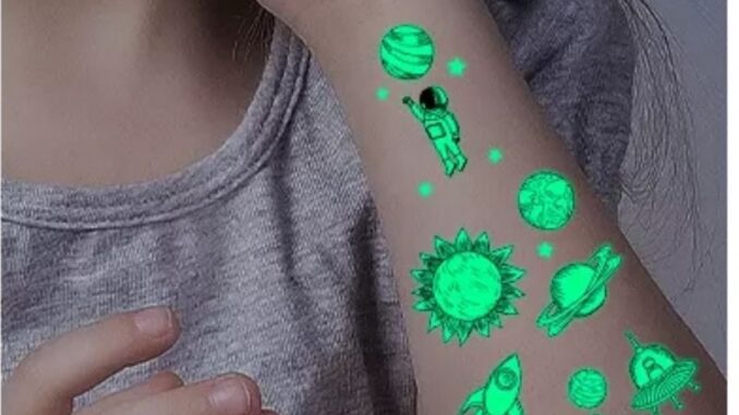 Tattooเรืองแสง นักบินอวกาศ แท็คทูลายนักบินอวกาศ NASA UFO เรืองแสง พร้อมส่ง Tattoooนักบินเรืองแสง