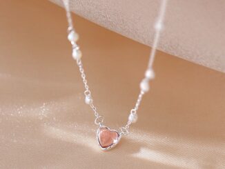 Lovito สร้อยคอมุก แต่งจี้หัวใจ สำหรับผู้หญิง LFA06129 (สีเงิน)