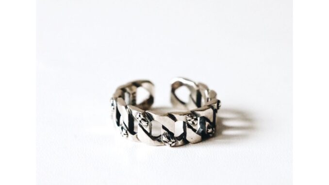 แหวน Fleur-De-Lis Clover
