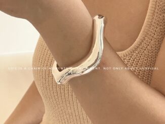 Deli สร้อยข้อมือ ประดับหินนามธรรม สีเงิน หรูหรา