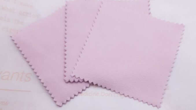 ผ้าเช็ดเครื่องประดับเงิน "ผ้าเช็ดเงิน" 8×8 cm. (1ชิ้น)