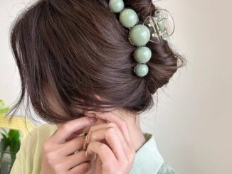 ส่งเร็ว ที่หนีบผม ประดับไข่มุก สีเขียว สําหรับจัดแต่งทรงผม-Move