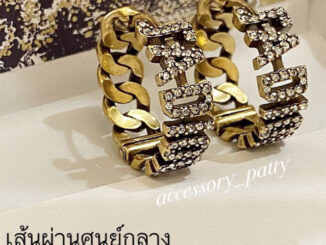 ต่างหูห่วง รุ่นD05 antique งานสวยดูแพงสีคลาสสิคฝังเพชรตามตัวอักษรค่ะ  ขนาดเส้นผ่านศูนย์กลางห่วง2.5cm ค่ะ