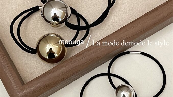 Moouga ยางรัดผมหางม้า สีเงิน สไตล์เกาหลี ไฮเอนด์ Moouga ยางรัดผมหางม้า สีเงิน สไตล์เกาหลี ไฮเอนด์