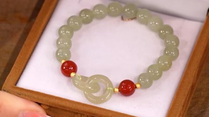 ในไทย-สร้อยข้อมือ Clasp แบนผู้หญิงฝัง Niche ออกแบบสร้อยข้อมือของขวัญวันเกิดสำหรับเพื่อนรักCOD