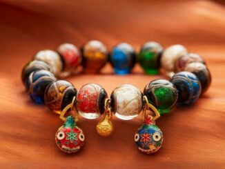สร้อยข้อมือ จี้รูปนกนางแอ่น ประดับแก้ว สีเทา สไตล์ปักกิ่ง สําหรับผู้ชาย และผู้หญิง