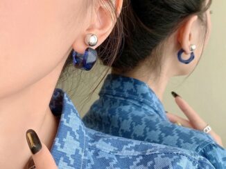 [highbuying] 1 คู่ เรซิ่นใส ห่วง ต่างหู รูปตัว C ต่างหู สําหรับผู้หญิง เด็กผู้หญิง ไม่สม่ําเสมอ เรขาคณิต ต่างหู อินเทรนด์ แฟชั่น ปาร์ตี้ เครื่องประดับ ใหม่ พร้อมส่ง