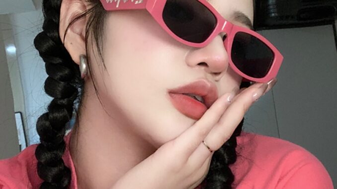 Uv400 แว่นตากันแดด สวยงาม สําหรับผู้หญิง / ผู้ชาย แว่นตาสี แว่นตากันแดด แฟชั่น Uv400 แว่นตากันแดด สวยงาม สําหรับผู้หญิง / ผู้ชาย แว่นตาสี แว่นตากันแดด แฟชั่น