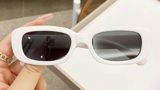 แว่นตากันแดดแฟชั่น ทรงวงรี สีพื้น สไตล์เกาหลีเรโทร สําหรับเด็ก Hello-glasses