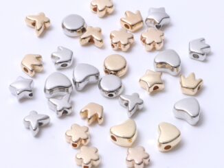 ลูกปัดอะคริลิค รูปมงกุฎ ดาว หัวใจ ดอกไม้ สําหรับทําเครื่องประดับ DIY 100 ชิ้น