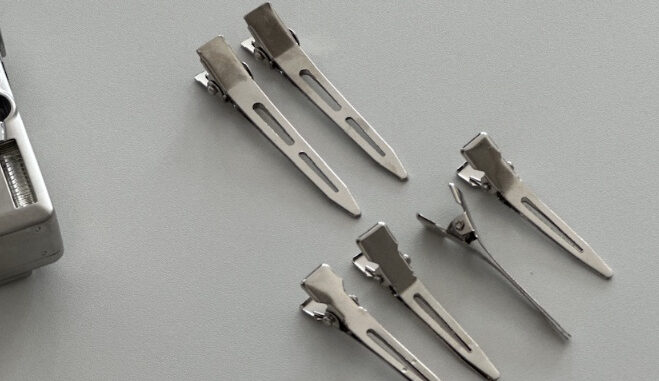 gimmeblessed.co — plain metallic hair clips (set 6 pcs/ size 1.5” 4 pcs & size 2” 2 pcs) gimmeblessed.co — plain metallic hair clips (set 6 pcs/ size 1.5” 4 pcs & size 2” 2 pcs)