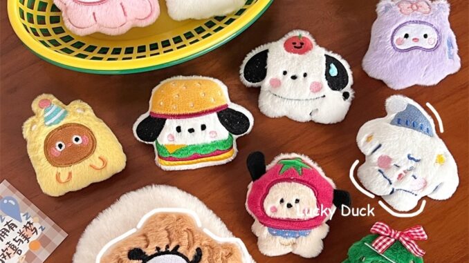 พร้อมส่ง เข็มกลัด รูปการ์ตูนหมีแพนด้าน่ารัก ขนาดเล็ก เหมาะกับของขวัญ สําหรับตกแต่งกระเป๋า