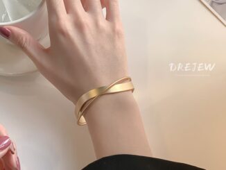 DREJEW สร้อยข้อมือ เนื้อแมตต์ สีทอง เปิดเปิด สไตล์เกาหลี ย้อนยุค บุคลิกภาพ หลากหลาย แฟชั่น เครื่องประดับมือ แพ้ง่าย