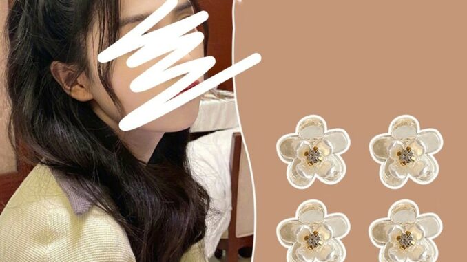 Lovito กิ๊บหนีบผมผู้หญิง แต่งพลอยเทียม รูปดอกไม้ สีเรียบ สไตล์ลำลอง LFA09358