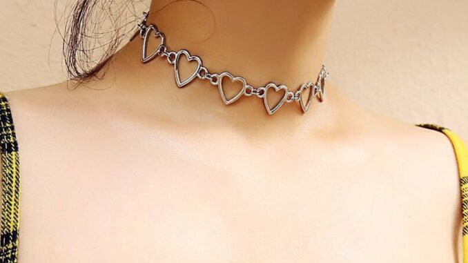สร้อยคอ โชคเกอร์ รูปหัวใจ ♥️ พร้อมส่ง