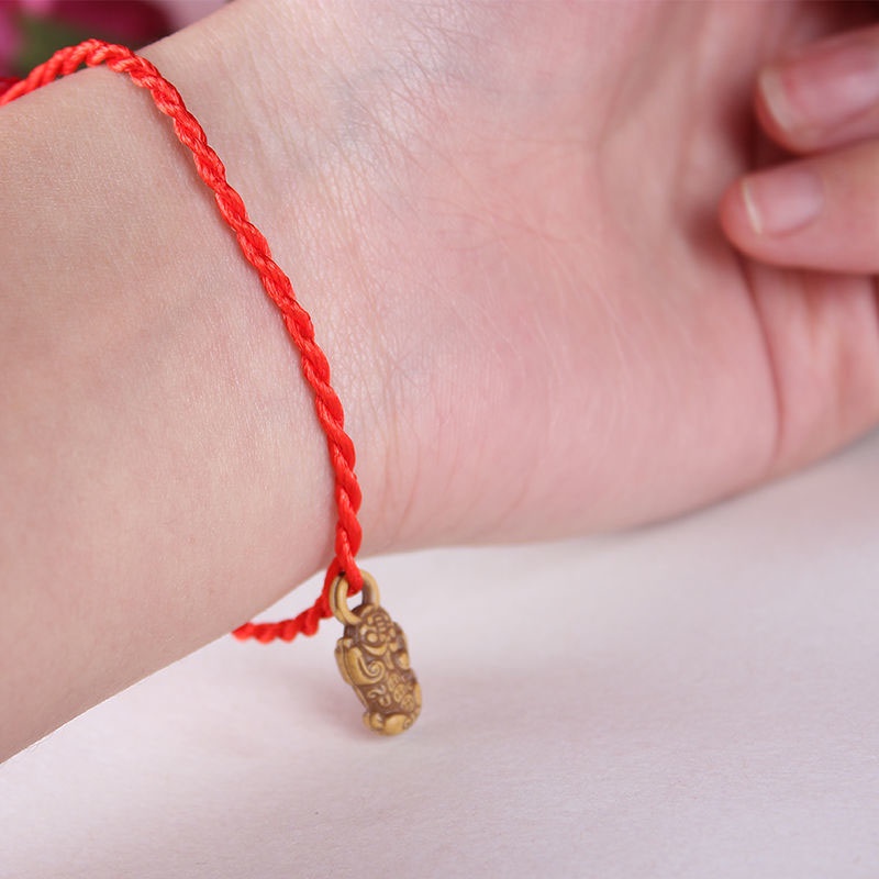 CODพร้อมส่ง1บาทสร้อยข้อมือเชือกสีแดงจี้ถั่วลิสงน่ารัก2023ใหม่ของแถมลูกค้าขายส่ง-Ranliyy