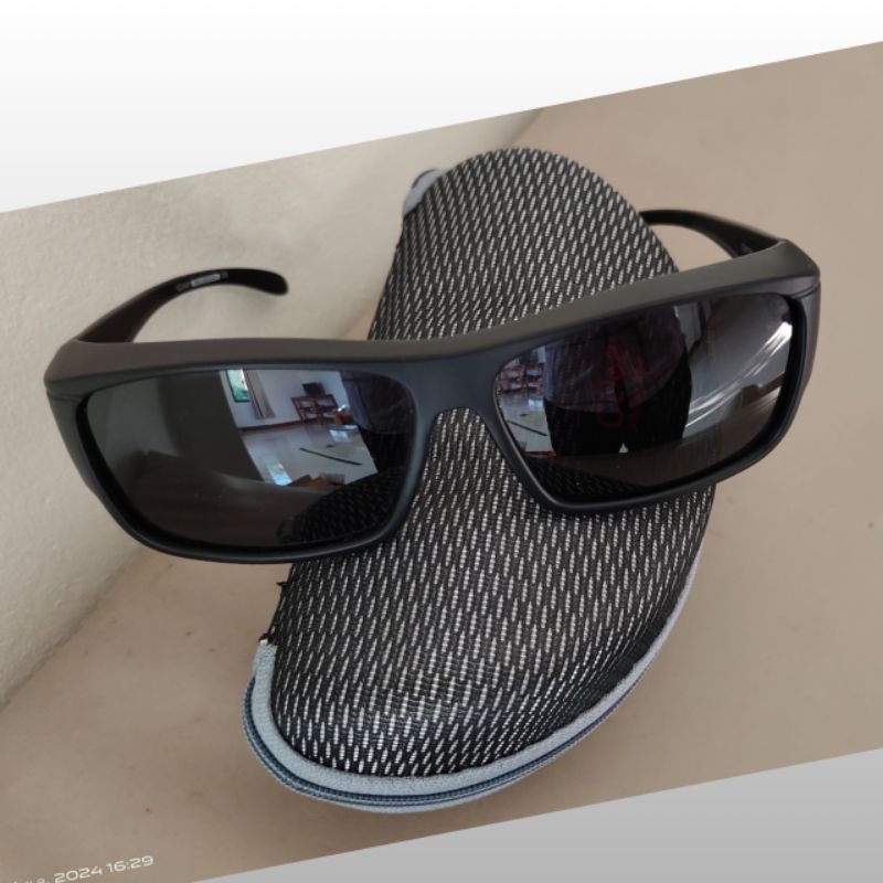 CU2รุ่น 025 แว่นตากันแดดครอบ เลนส์Polarized แว่นตาครอบ แว่นครอบ แว่นครอบกันแดด