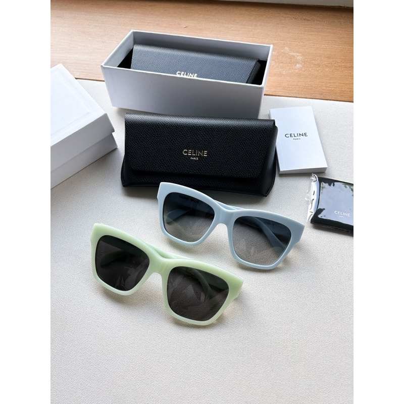 Celine Triomphe 09 ร้านแอมขายของแท้เท่านั้นค่า CL40253I /F