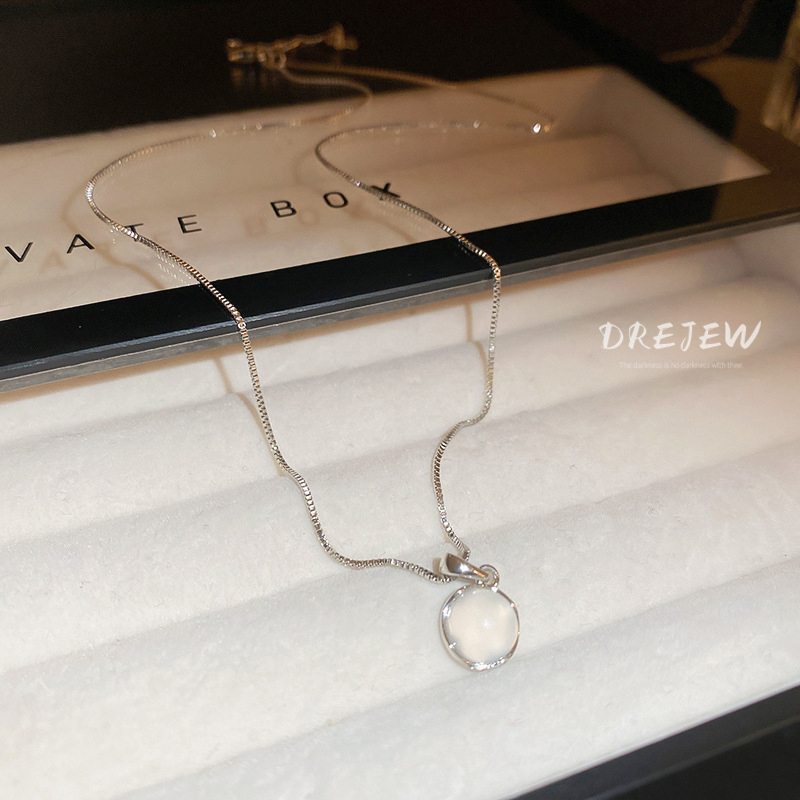 DREJEW สร้อยคอโซ่ จี้ทรงกลม เรขาคณิต เรียบง่าย ความรู้สึกสูง เครื่องประดับแฟชั่น
