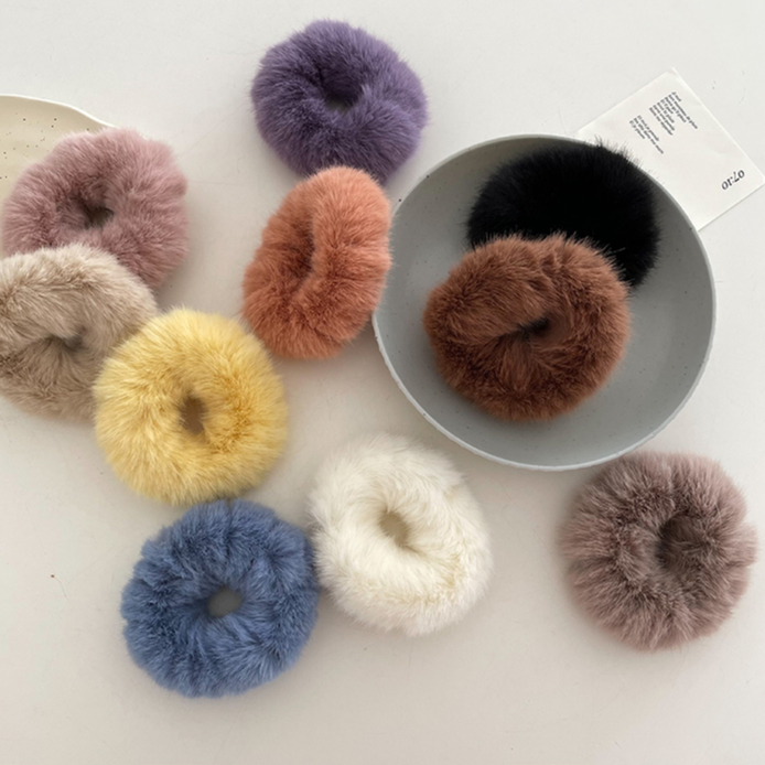 Donut Rabbit โดนัทรัดผม ขนฟูนุ่ม สีน่ารัก สวยสดใสทุกสี ขนาดวง 9cm. ยางรัดผมน่ารัก ยางมัดผม