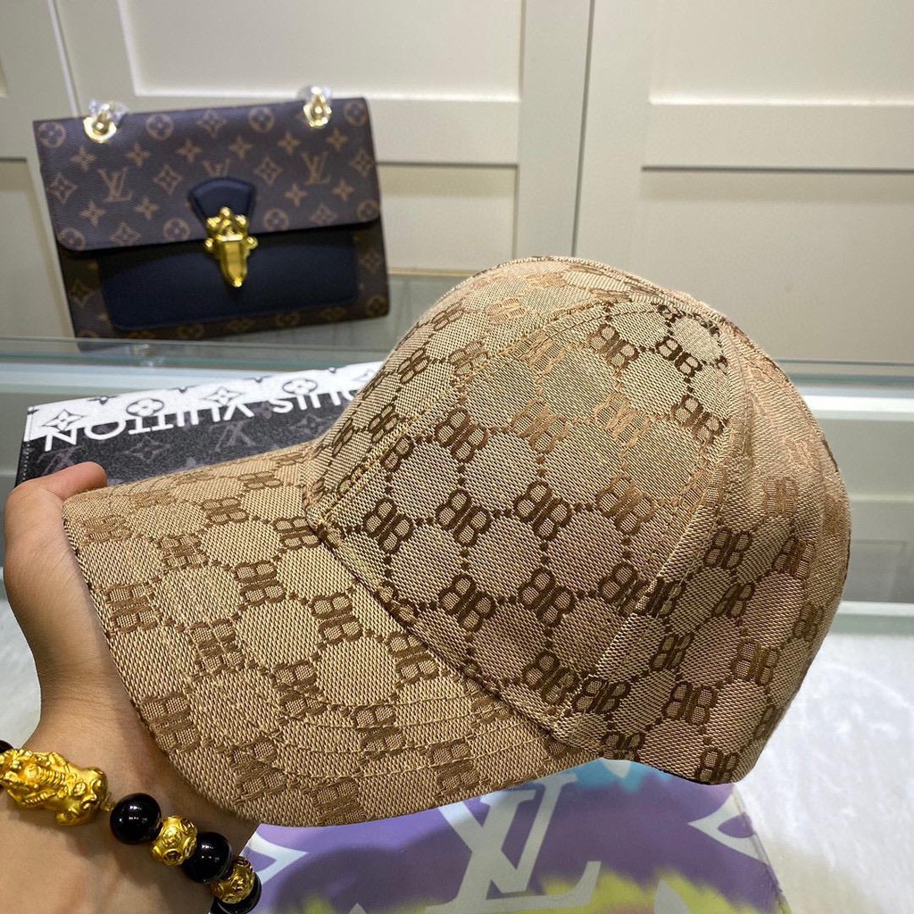 Gucci หมวกเบสบอล กันแดด พิมพ์ลายตัวอักษร B คุณภาพสูง แฟชั่นสําหรับผู้ชาย และผู้หญิง