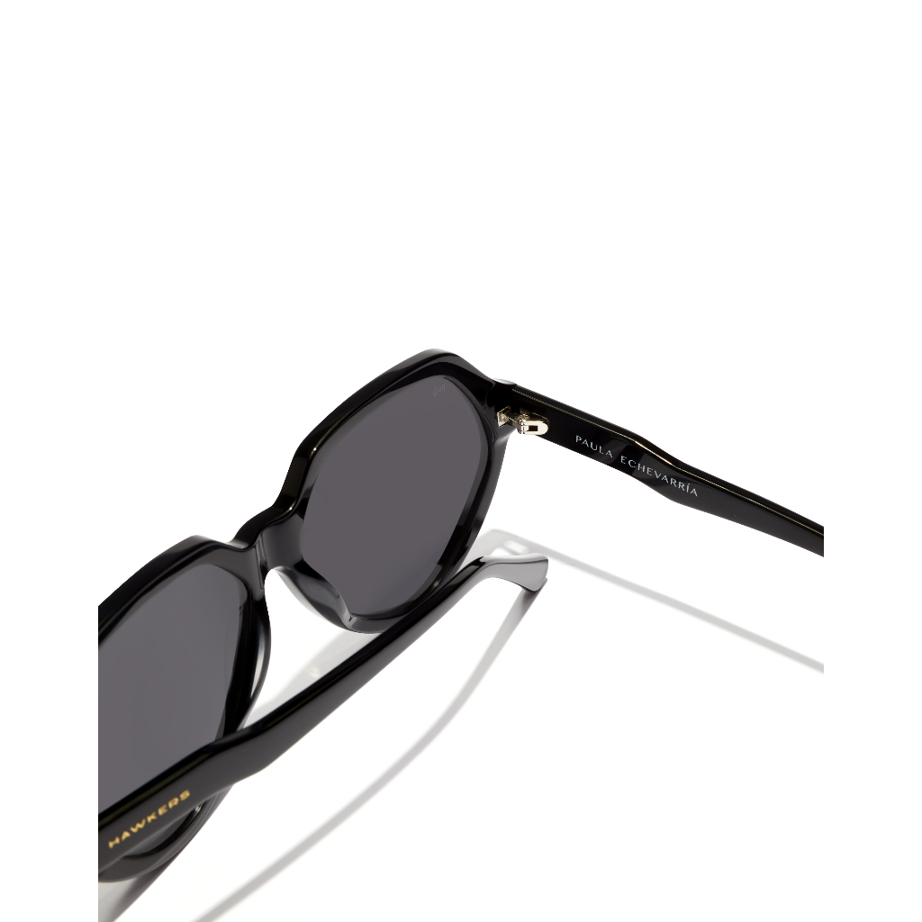 HAWKERS X PAULA ECHEVARRIA RETRO ECO Sunglasses for Men and Women, Unisex. UV400 Protection. Official Product designed in Spain HRET23BBXE