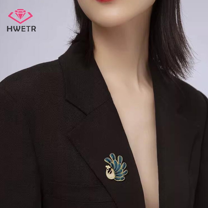 Hwetr ใหม่ เข็มกลัด ลายนกยูงน่ารัก สีฟ้า สไตล์เกาหลี สําหรับผู้หญิง