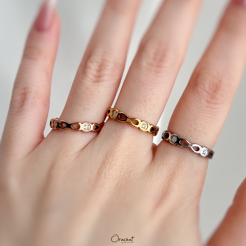 Infinity blink 14k ring. (แหวนงานชุบ 14k สแตนเลส สวยทน โดนแอลกอฮอลล์ได้ ไม่ลอก)