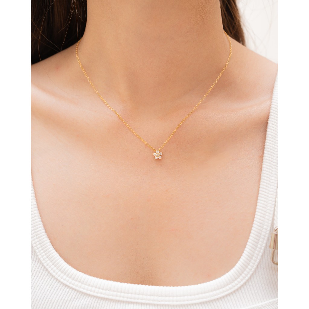 LELISA - Lily Necklace - สร้อยดอกลิลลี่ประดับ White Gems - สี Gold เงินแท้ 92.5% ชุบทอง 18K