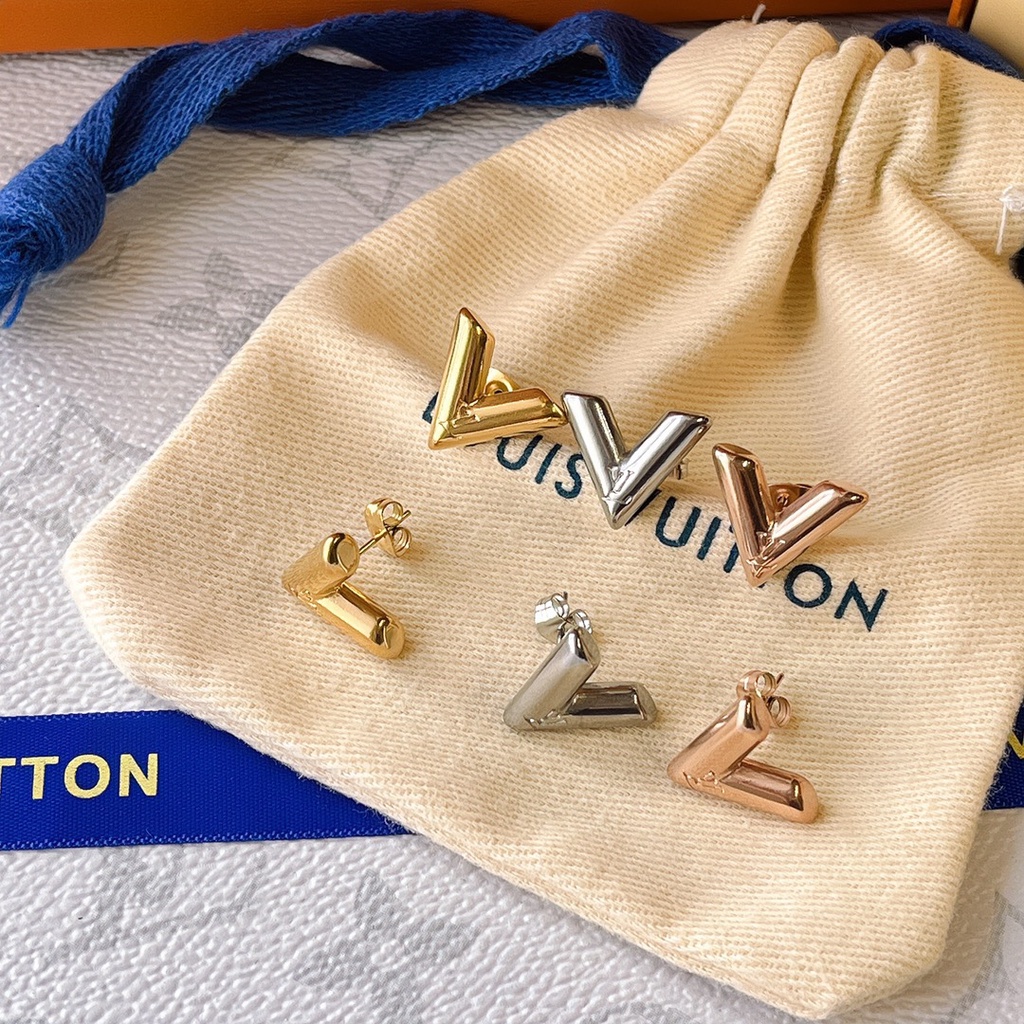 LOUIS VUITTON ต่างหูสตั๊ด เหล็กไทเทเนียม รูปโลโก้ตัวอักษร LV เครื่องประดับแฟชั่น สําหรับผู้หญิง