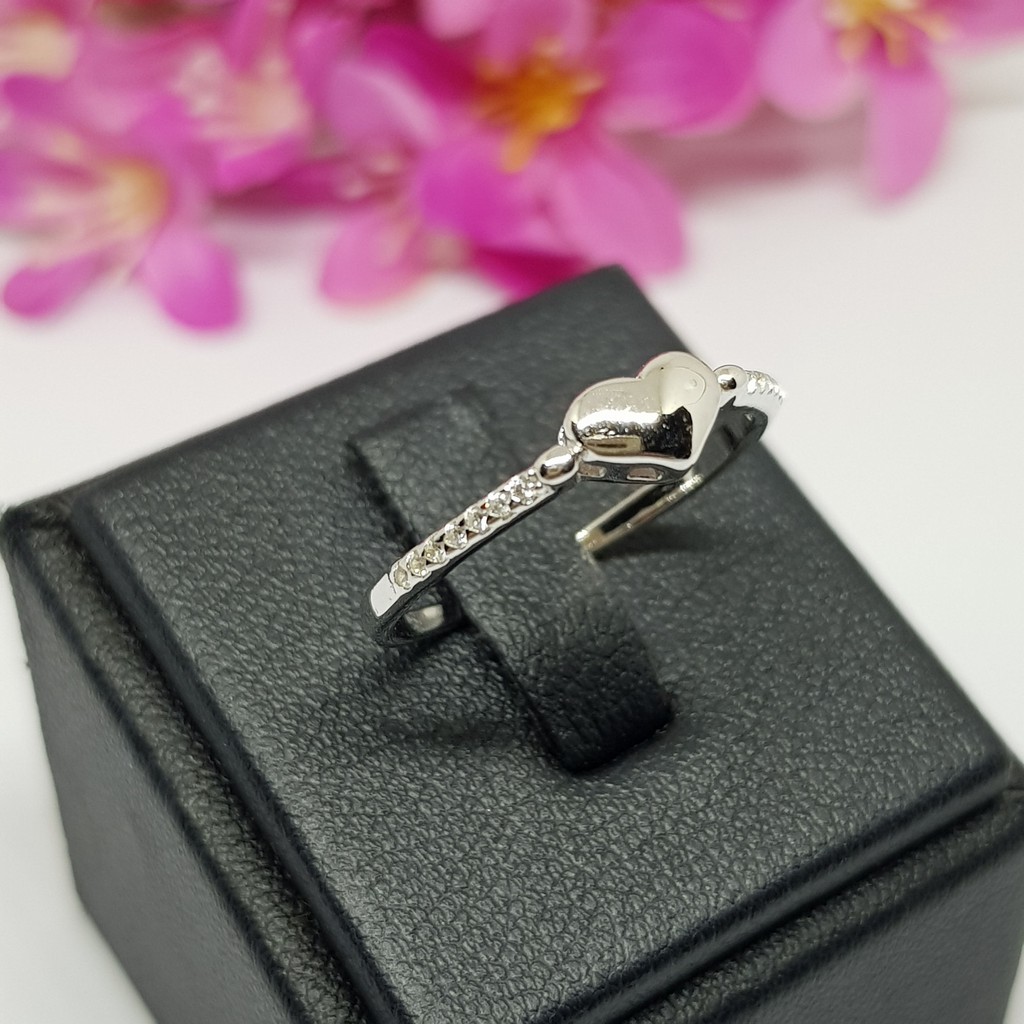 Memorine Jewelry แหวนเงินแท้ 925 ฝังเพชรสวิส (CZ) : ONLR243