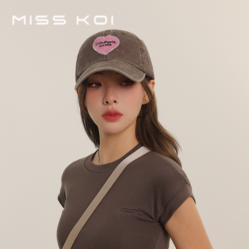 Misskoi [พร้อมส่ง] หมวกเบสบอล ปีกกว้าง ขนาดเล็ก เข้ากับทุกการแต่งกาย สําหรับผู้ชาย และผู้หญิง