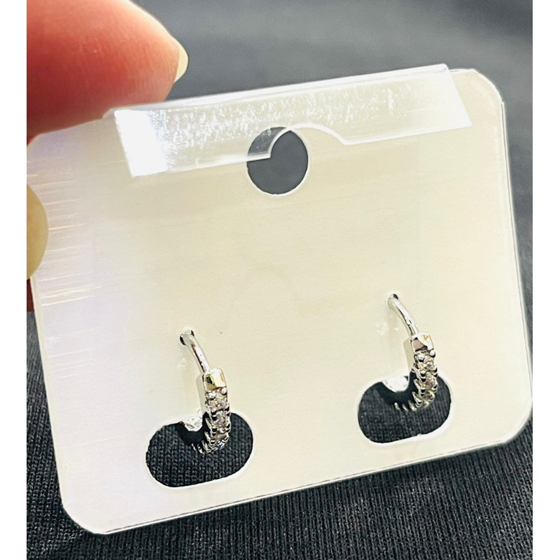 NEW ราคา1คู่ต่างหูห่วงเพชรรัสเซียล้อมวงหุ้มทองคำขาวเงางามสวยวิ้ง ขนาด2x7mm.(วัดวงใน)