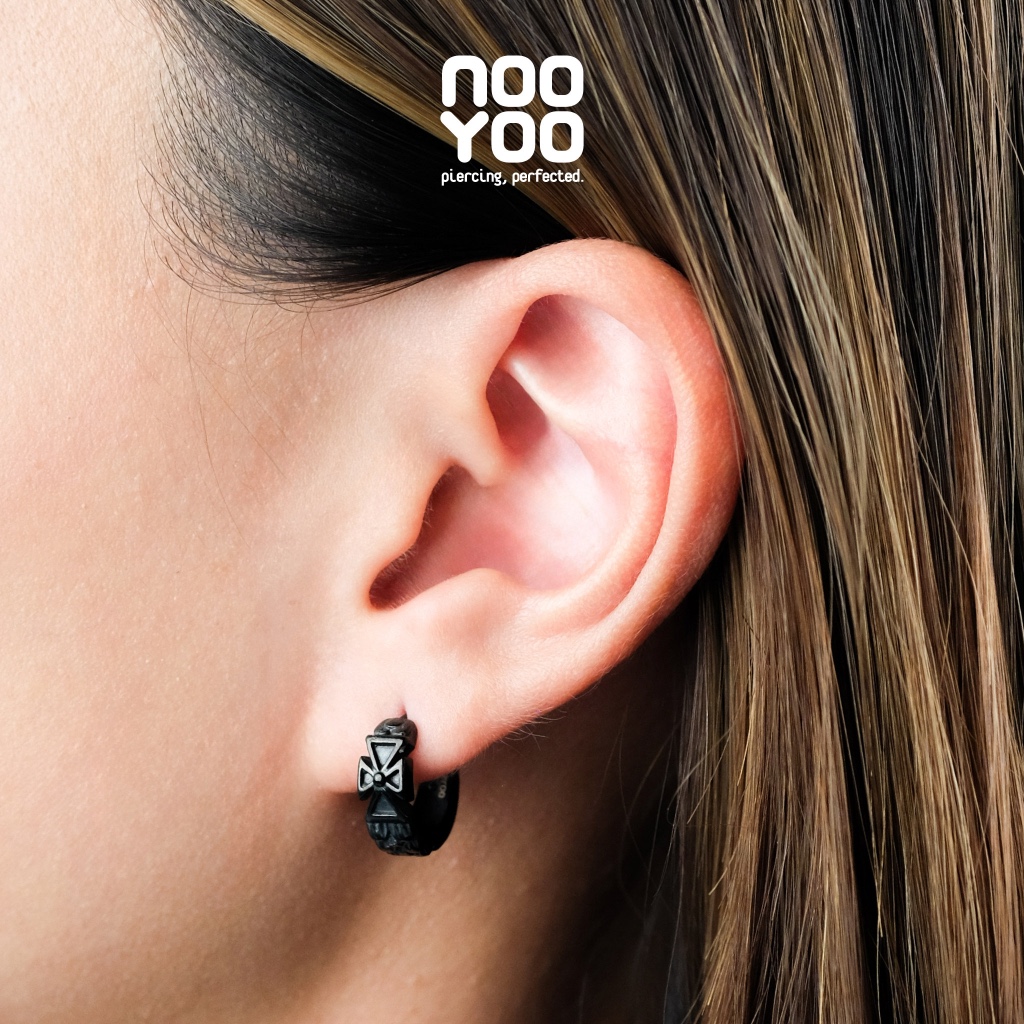 NooYoo ต่างหูสำหรับผิวแพ้ง่าย IRON CROSS Huggies Black PVD Surgical Steel