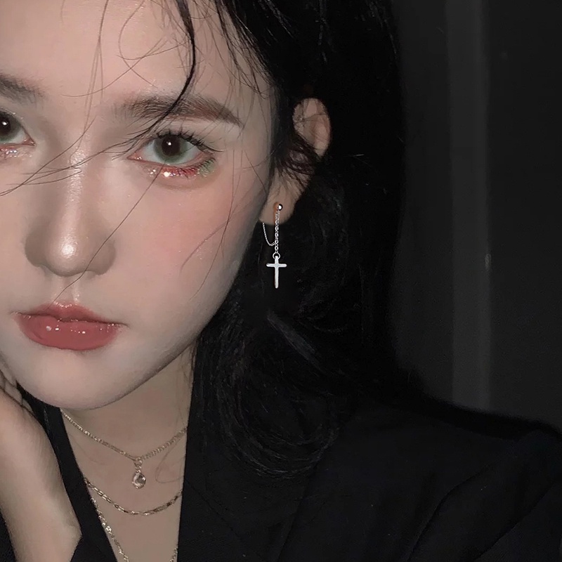 Roselife ต่างหูโซ่ห้อยจี้ไม้กางเขนสีเงินสําหรับผู้หญิง 1 คู่