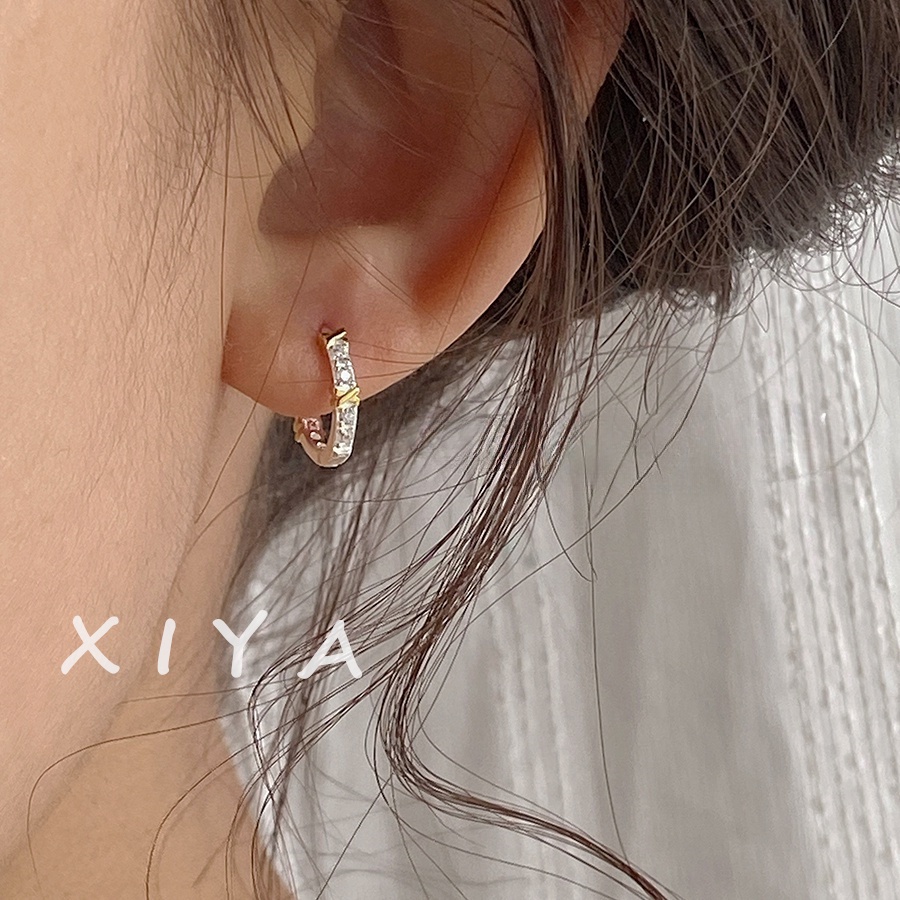 XIYA ต่างหูเพทาย ทรงกลม ขนาดเล็ก เรียบง่าย เข้ากับทุกการแต่งกาย สําหรับผู้หญิง