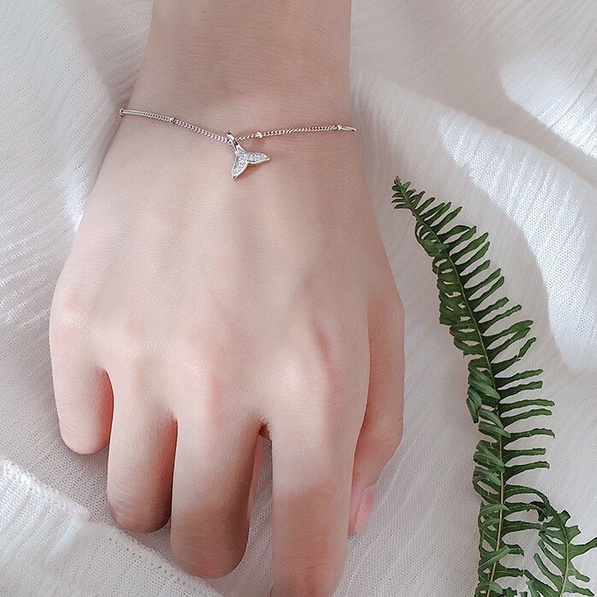earika.earrings - crystal whale bracelet สร้อยข้อมือเงินแท้จี้หางปลาวาฬ ปรับขนาดได้ เหมาะสำหรับคนแพ้ง่าย