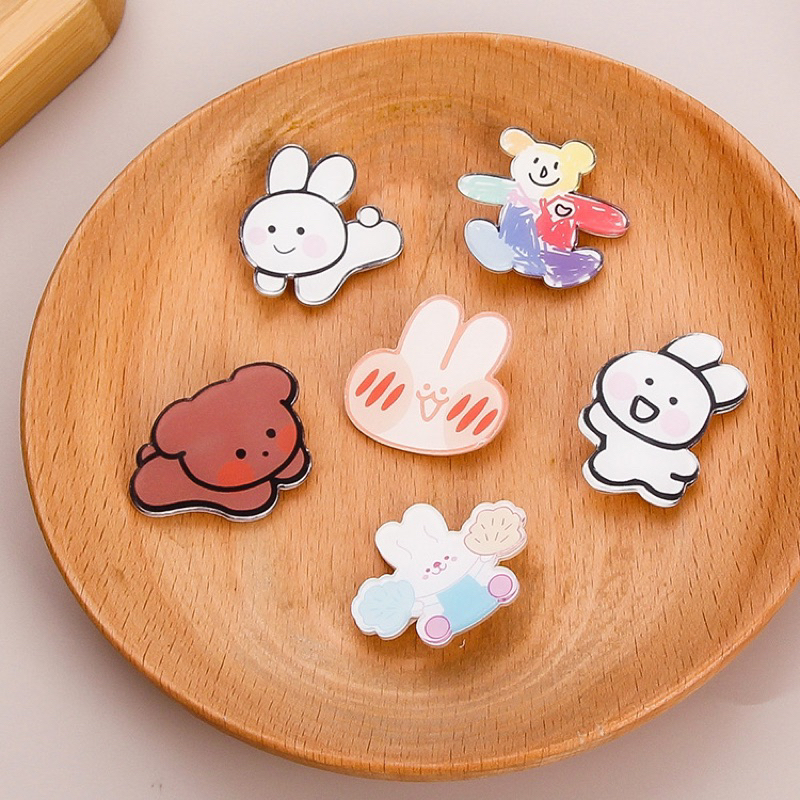 kingshopping XK11(ร้านไทย) เข็มกลัด เรซิ่น ลายการ์ตูน (แฟชั่นสําหรับผู้หญิง)