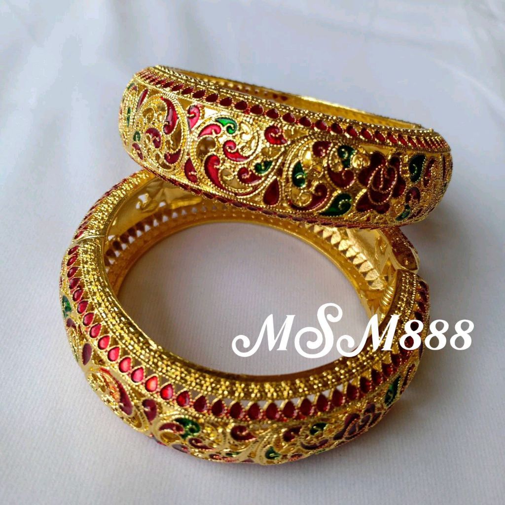 กำไลเครื่องประดับชุดไทย กำไลชุดไทยสีทองลงยา (ราคาต่อ 1 วง )