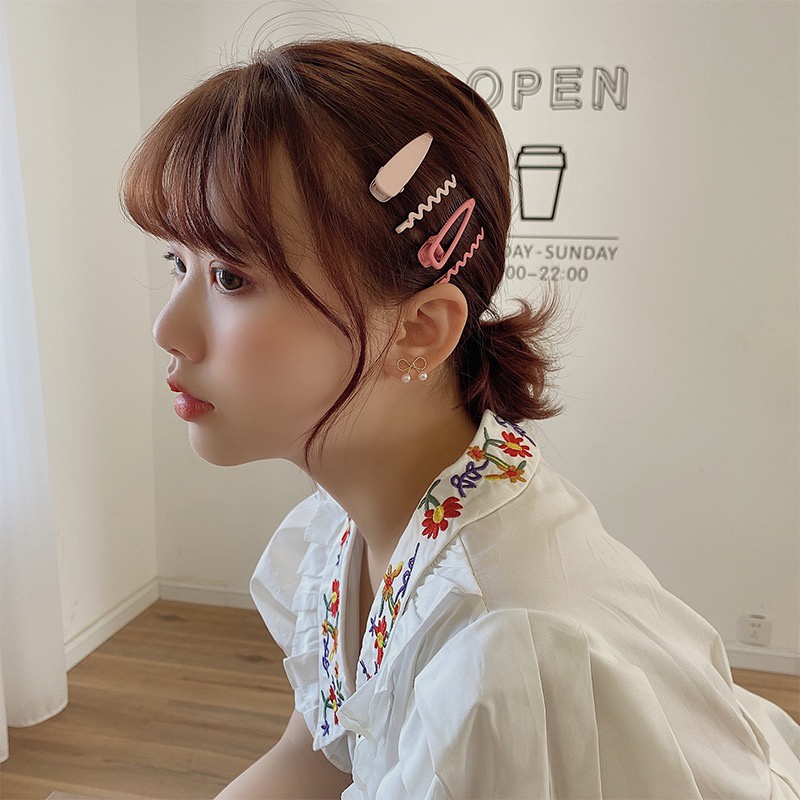 กิ๊บติดผม กิ๊บติดผมหน้าม้า รูปหัวใจน่ารัก สีแคนดี้ เครื่องประดับ สําหรับผู้หญิง
